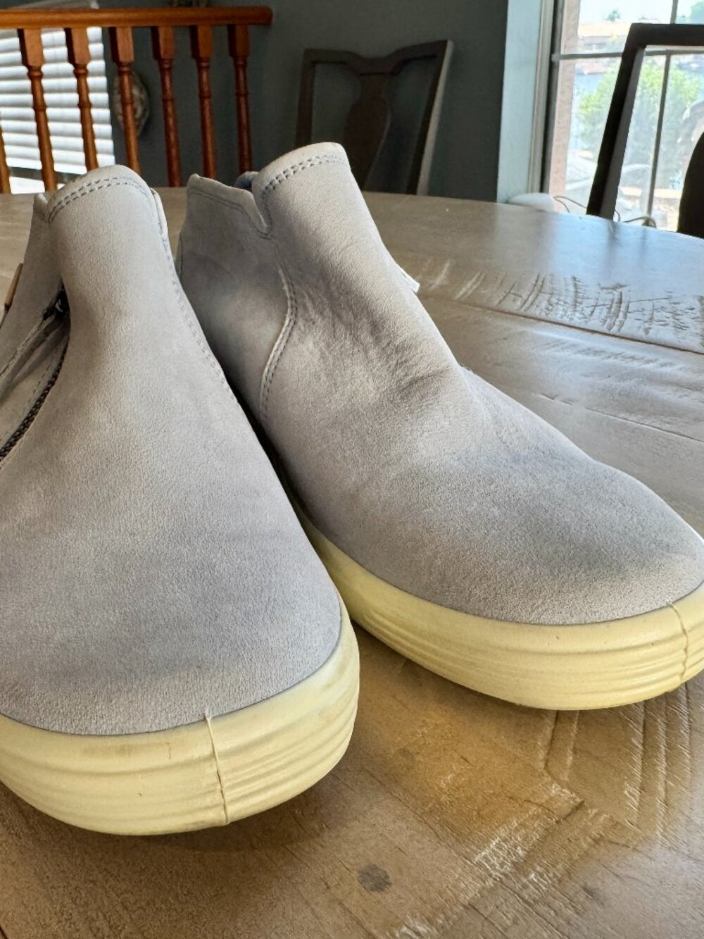 ECCO Soft 7 Low Bootie Grey Nubuck Leather Side Zip Sneakers Women's Size 10